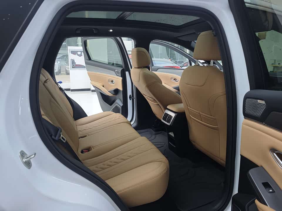 BYD Song L DM-i BYD Song L DM-i