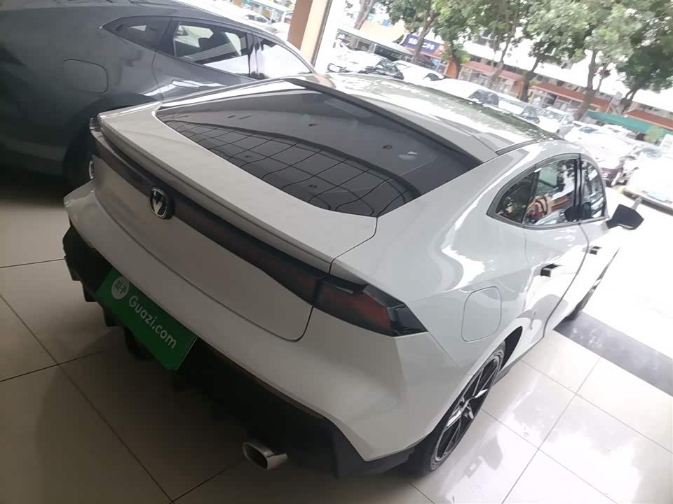 Changan UNI-V Smart iDD