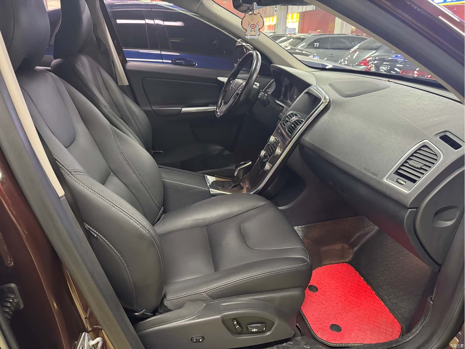 Volvo XC60, 2015 11