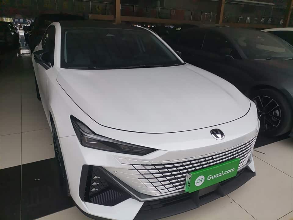 Changan UNI-V Smart iDD