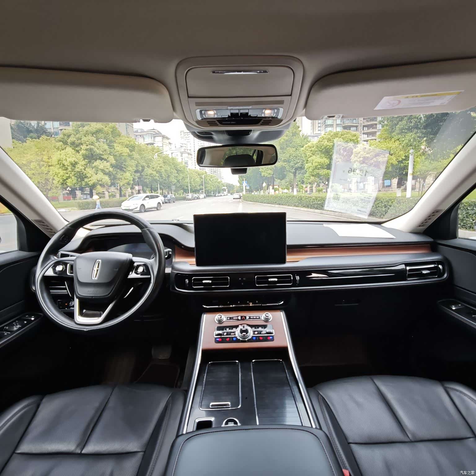 Lincoln Aviator, 2021 19