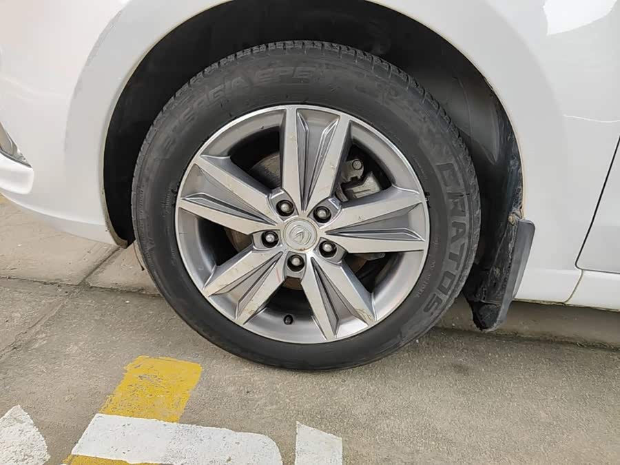 Changan Eado 2017, фото 23