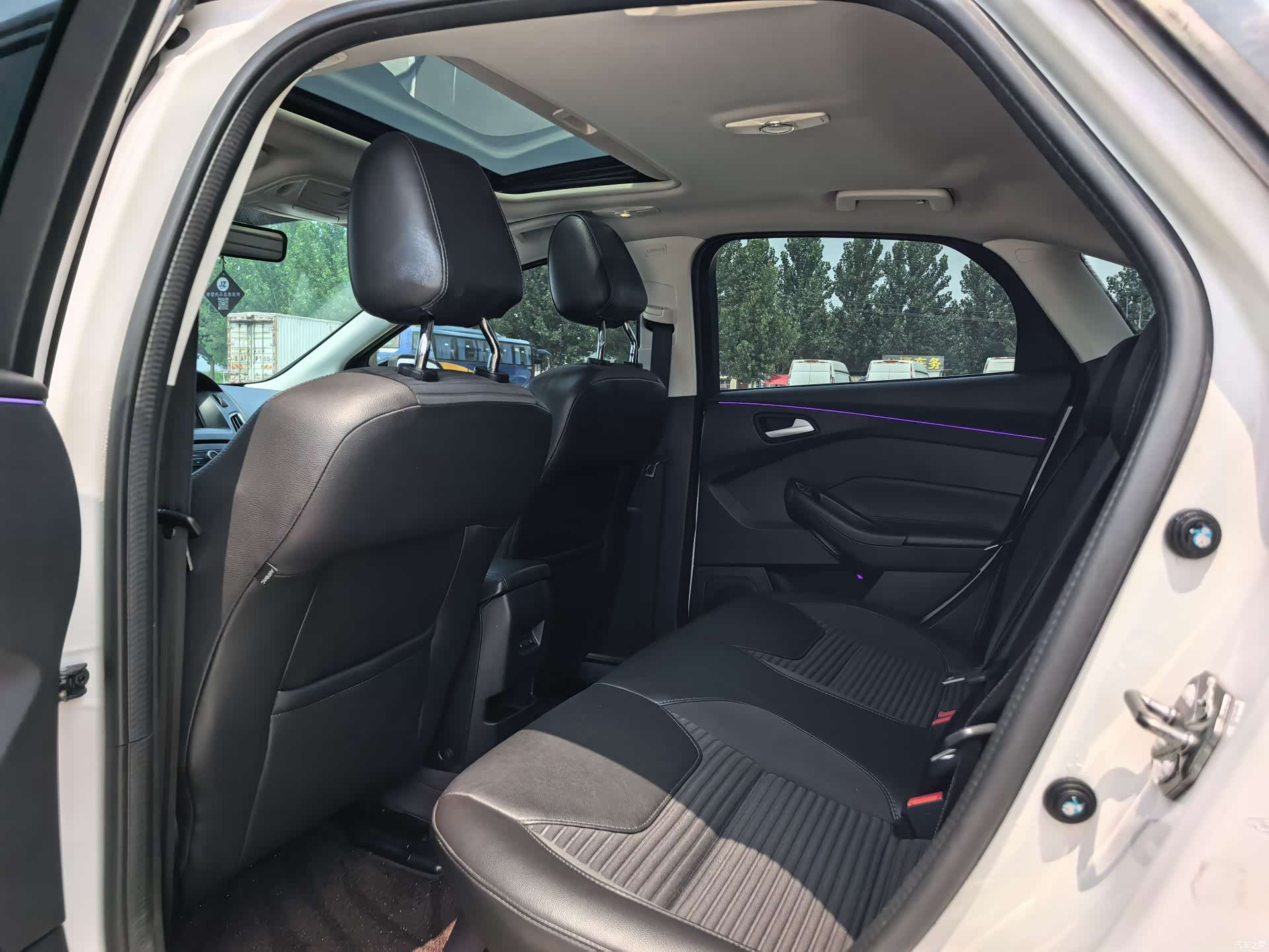 Ford Focus, 2016 9