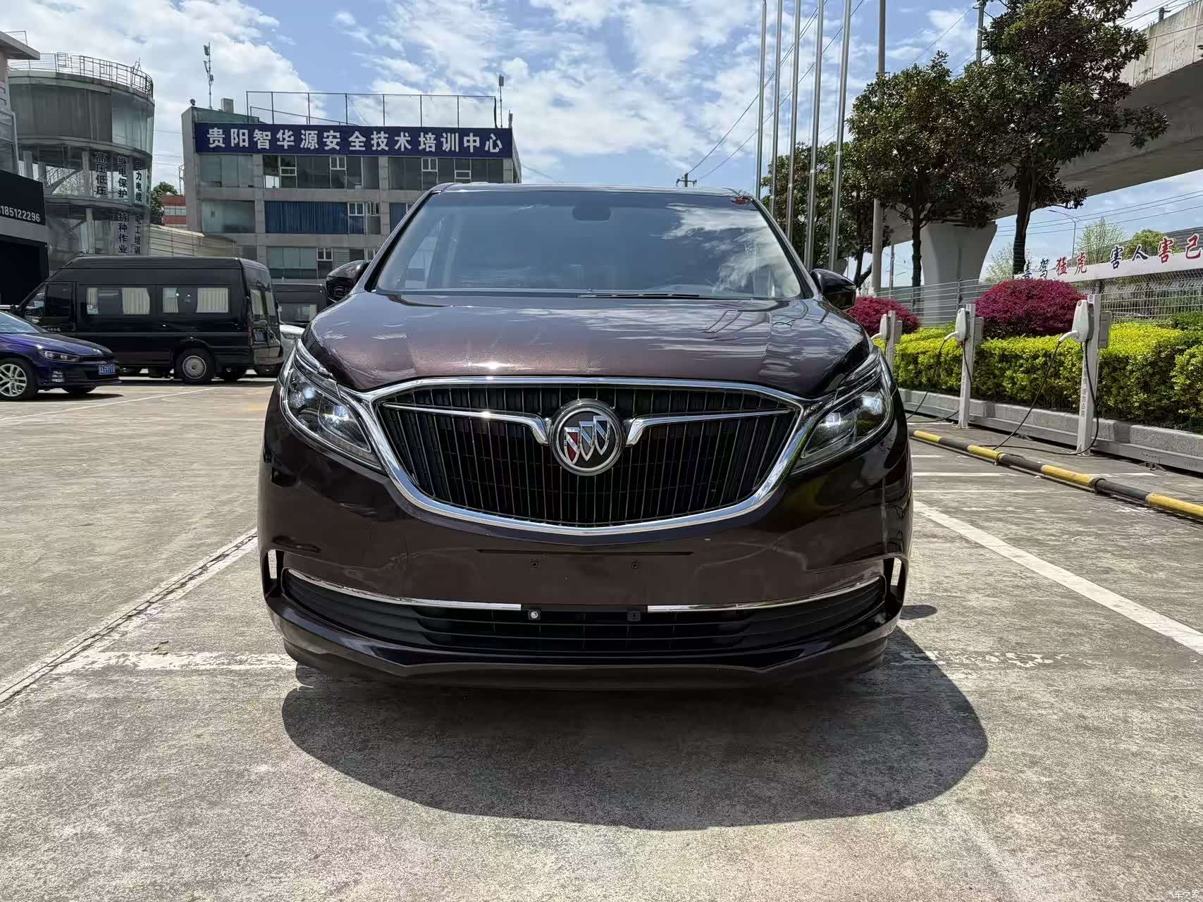 Buick GL8