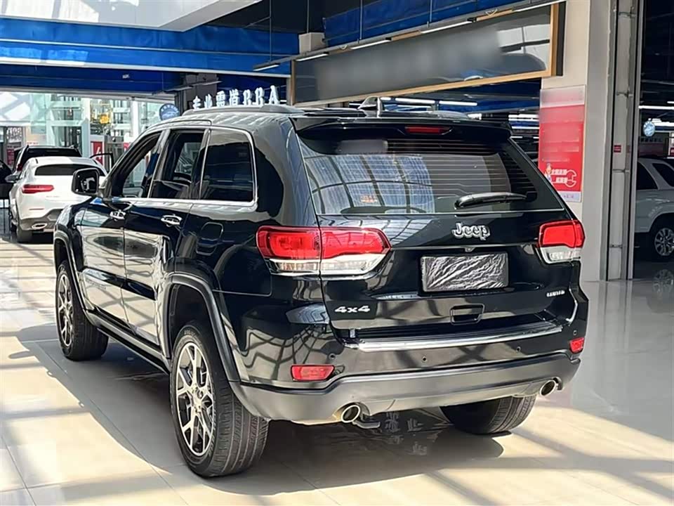 Jeep Grand Cherokee