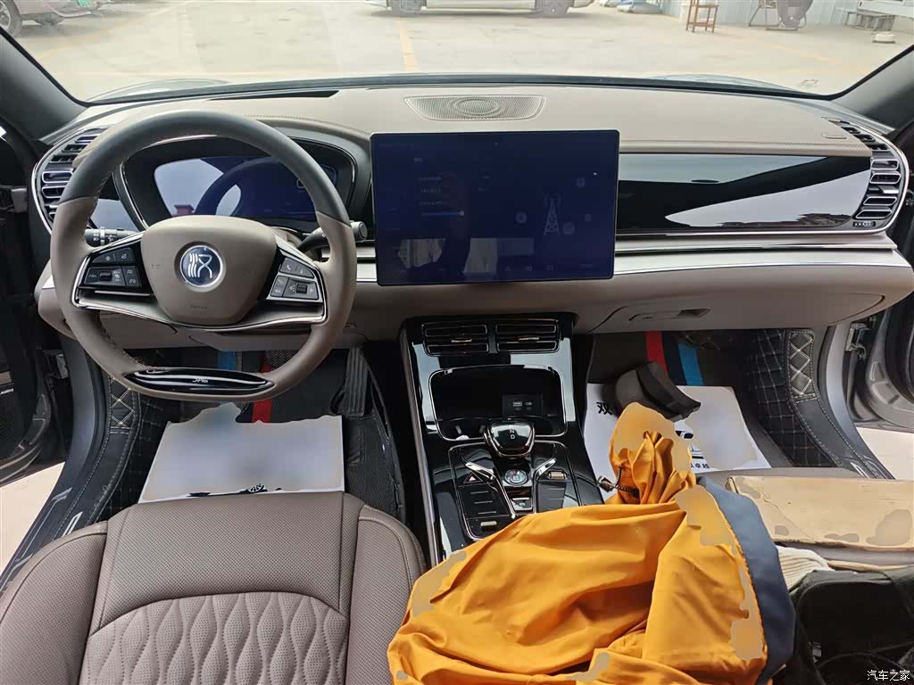 BYD Han, 2023 6