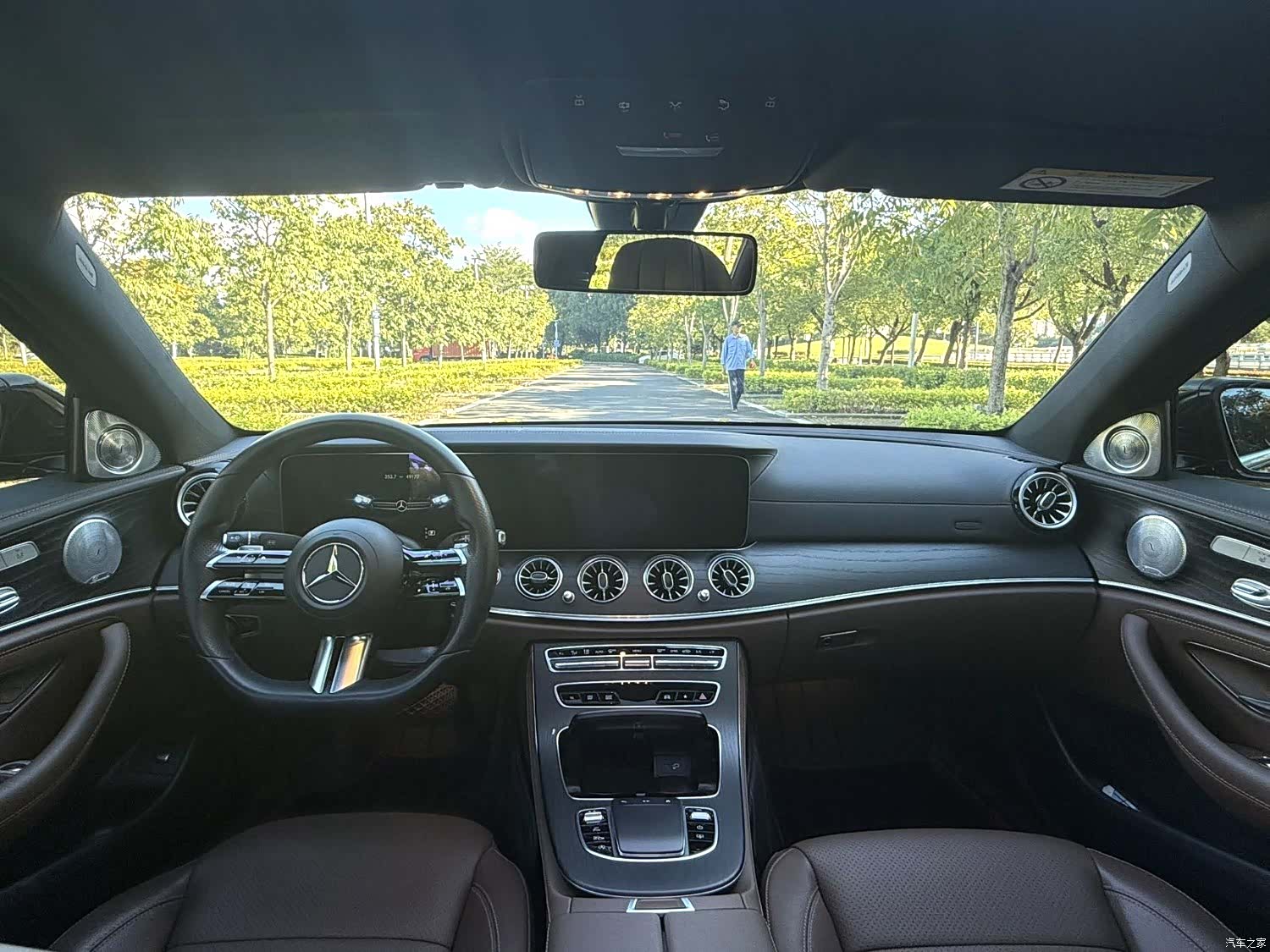 Mercedes-Benz E-Class, 2021 4