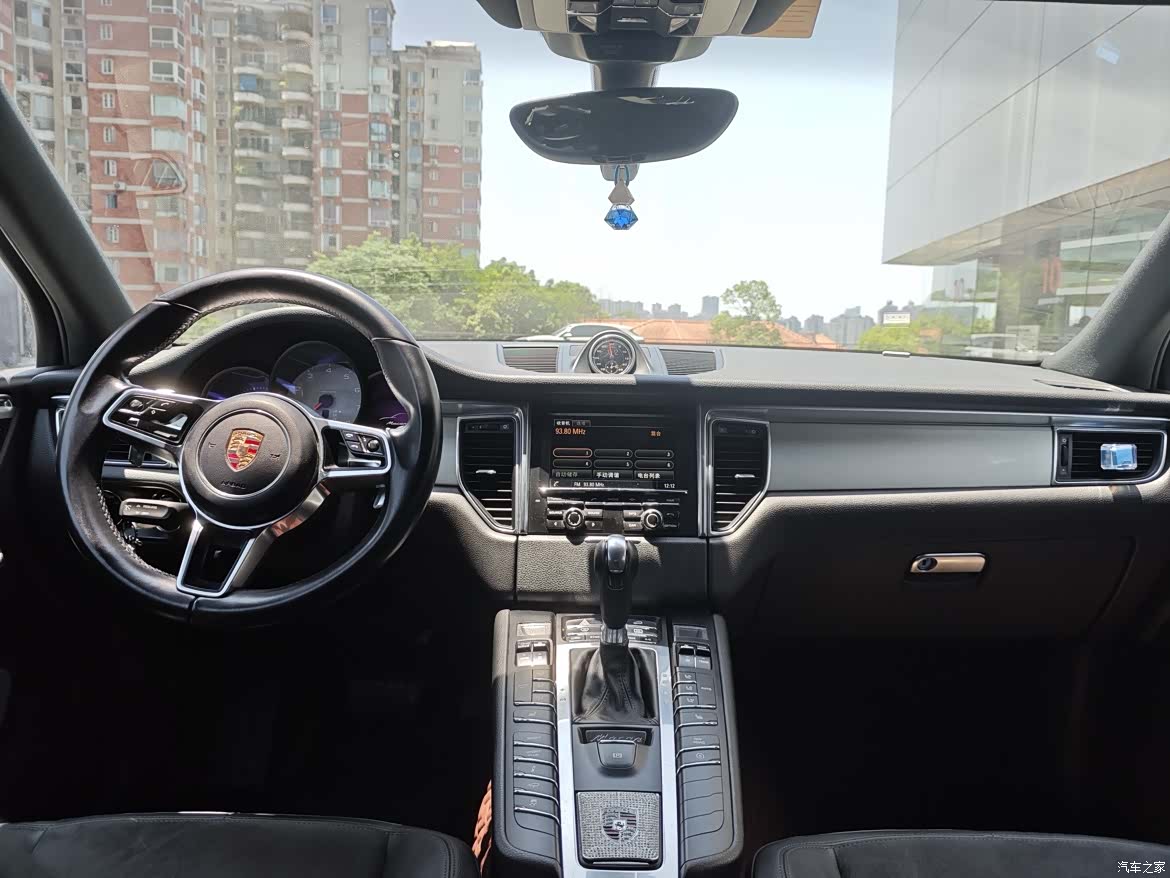 Porsche Macan, 2015 все фото