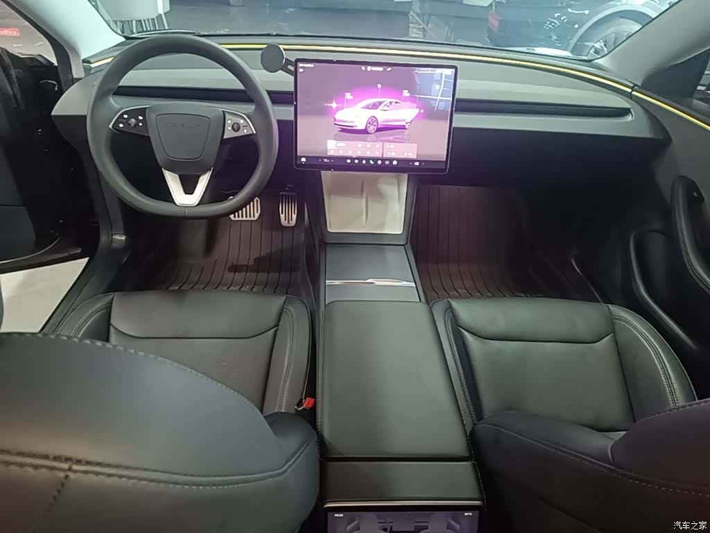 Tesla Model 3, 2024 10