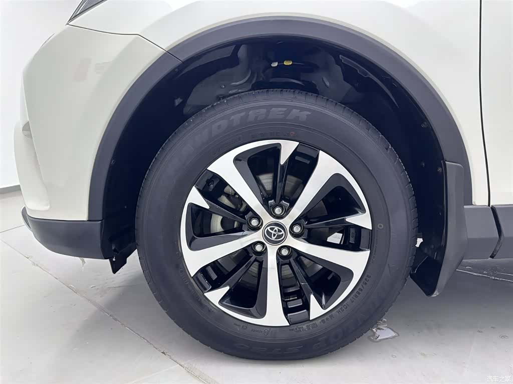 Toyota RAV4, 2019 31