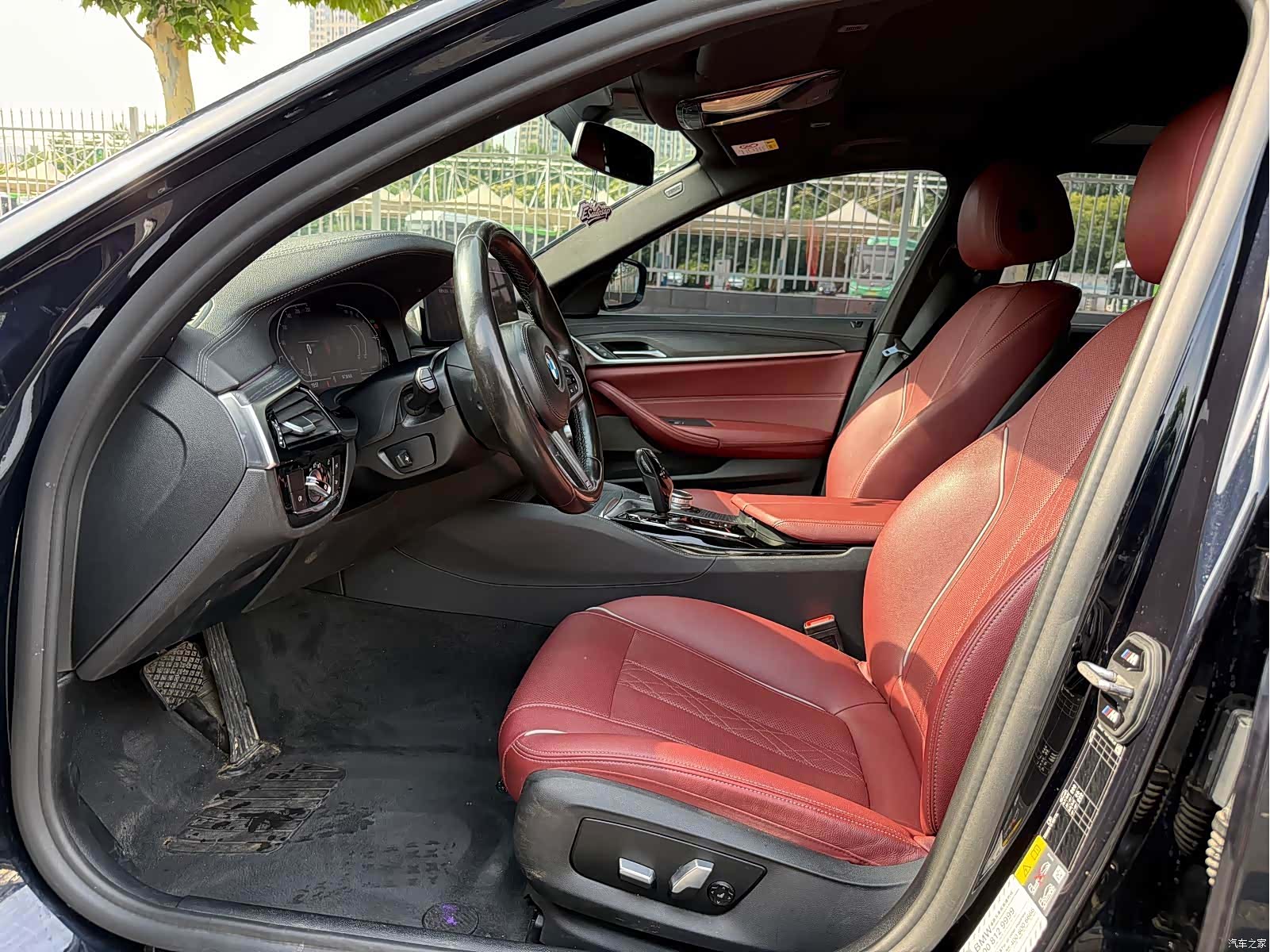BMW 5 Series, 2022 4