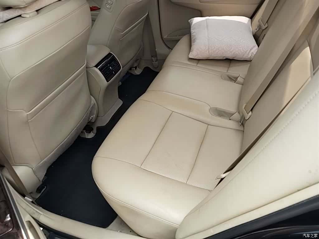 Toyota Camry, 2016 16