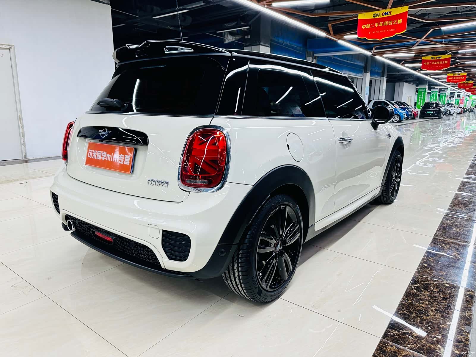 Mini Cooper, 2021 все фото
