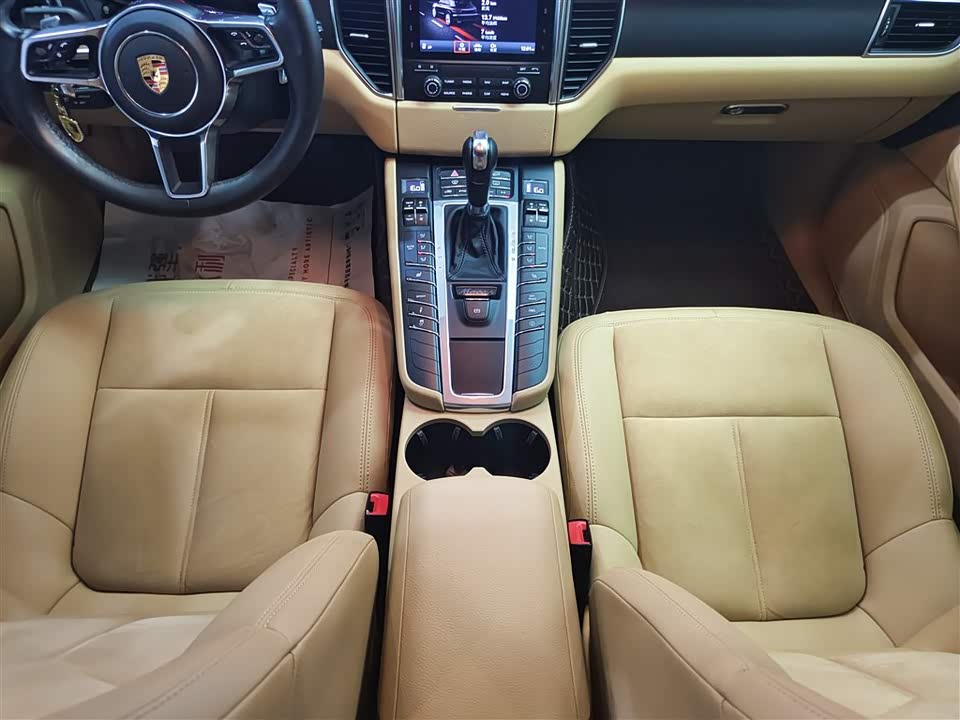 Porsche Macan Porsche Macan