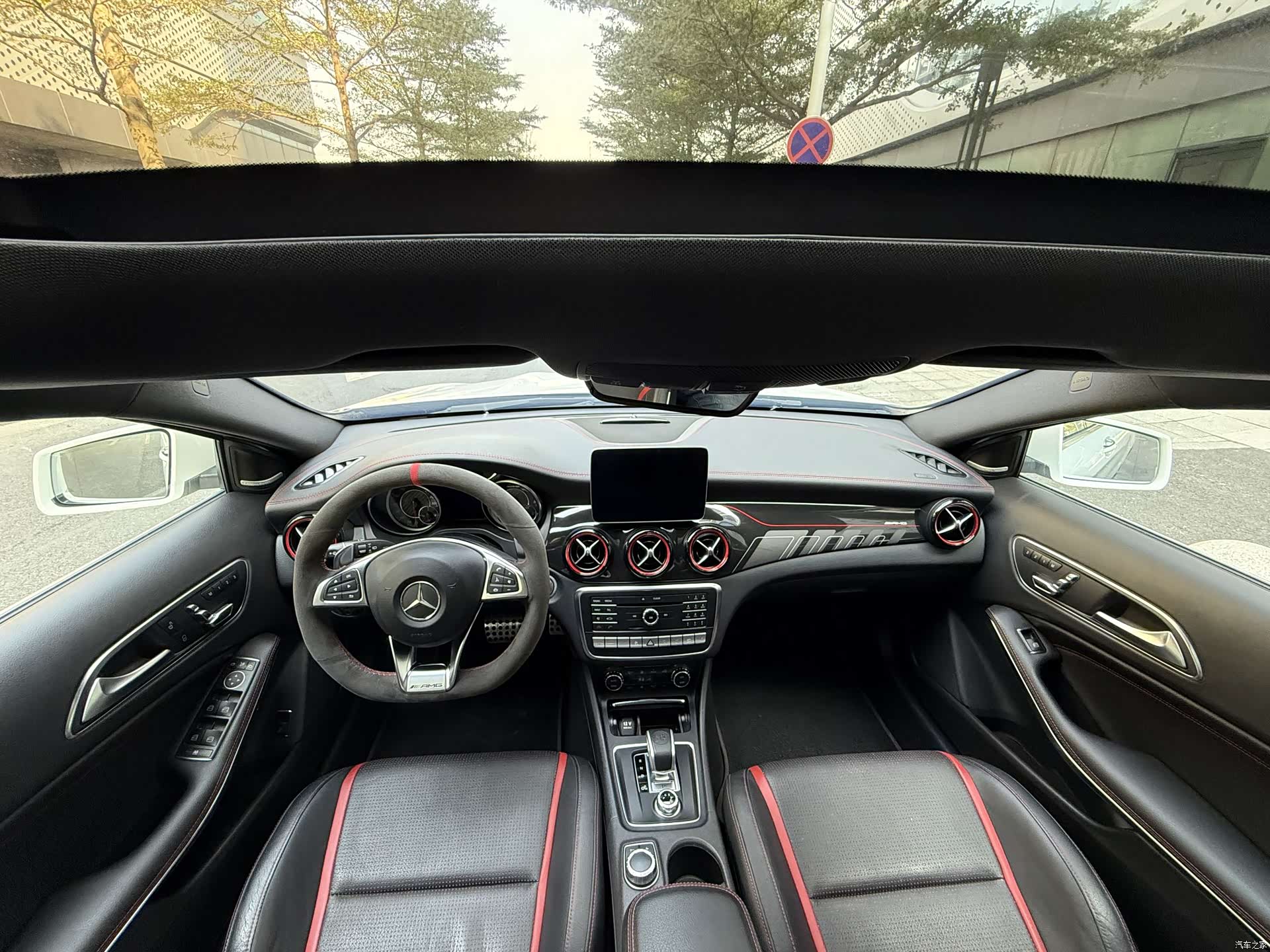 Mercedes-Benz GLA, 2019 10