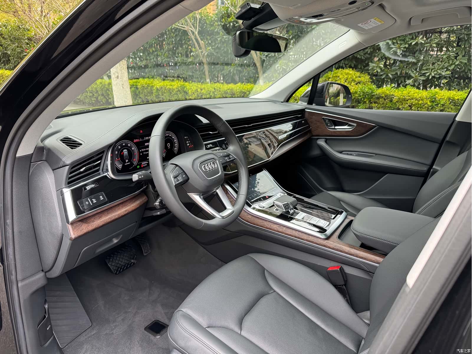 Audi Q7, 2023 6