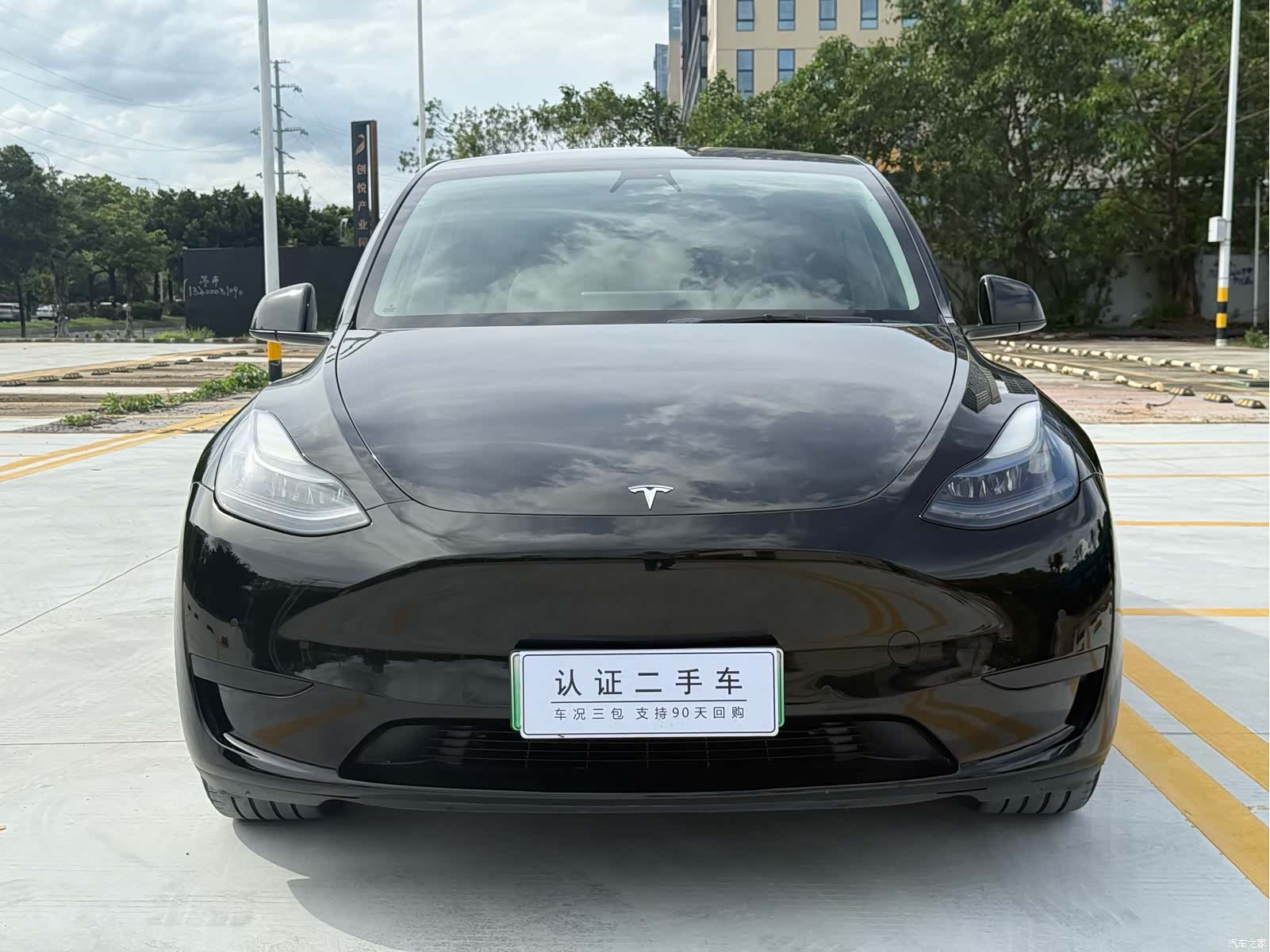 Tesla Model Y, 2022 2