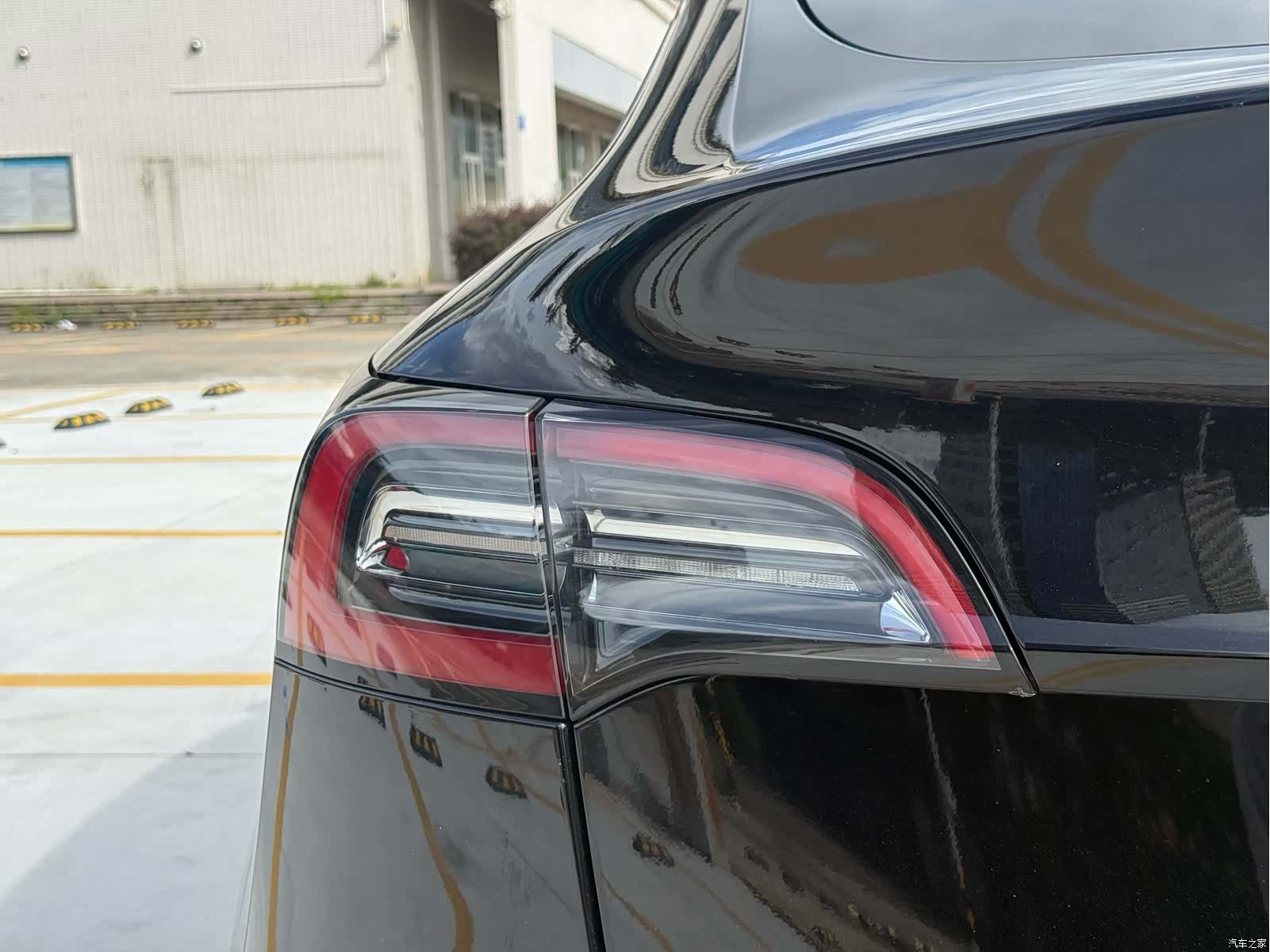 Tesla Model Y, 2022 12