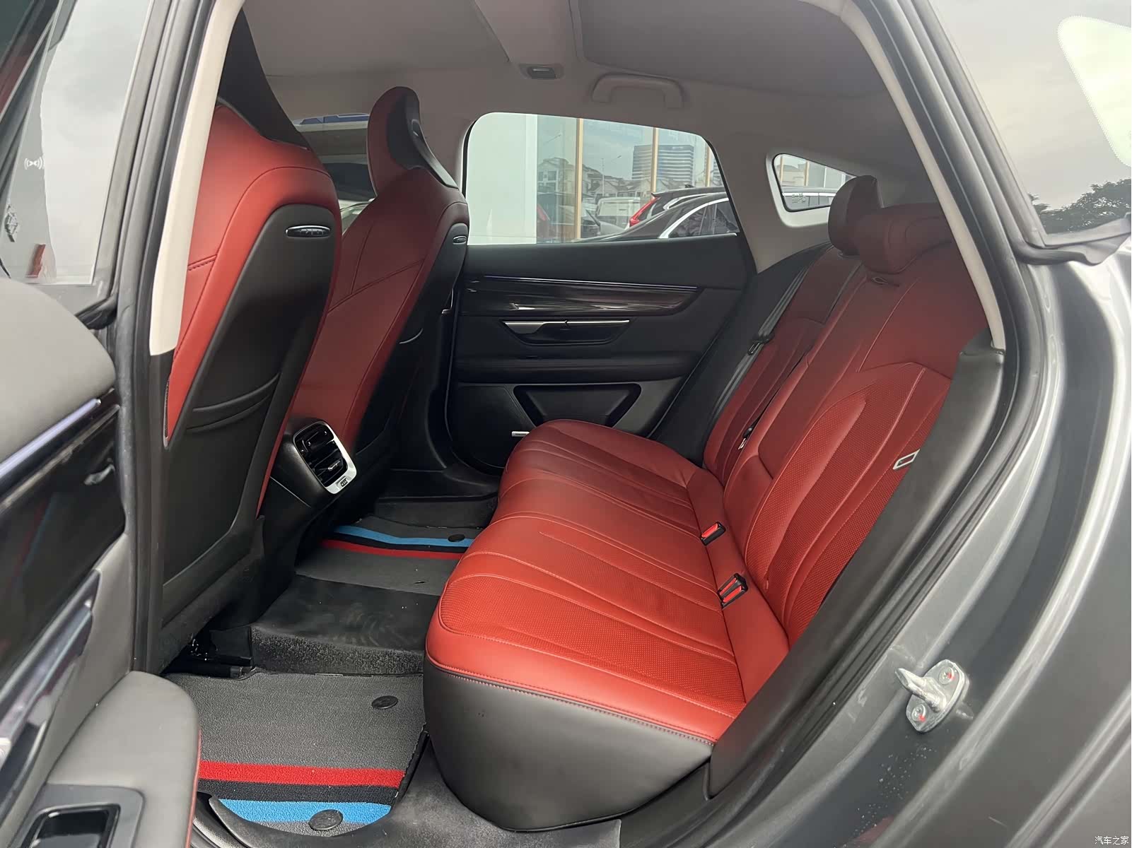 Xpeng P7, 2021 19