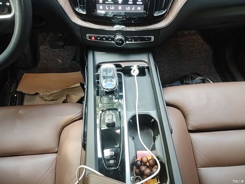 Volvo XC60, 2022 14