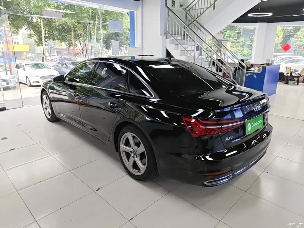 Audi A6L, 2019 все фото