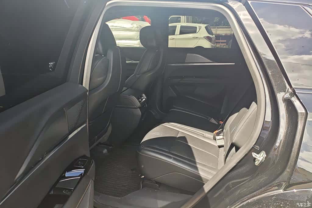 Cadillac XT5, 2024 11