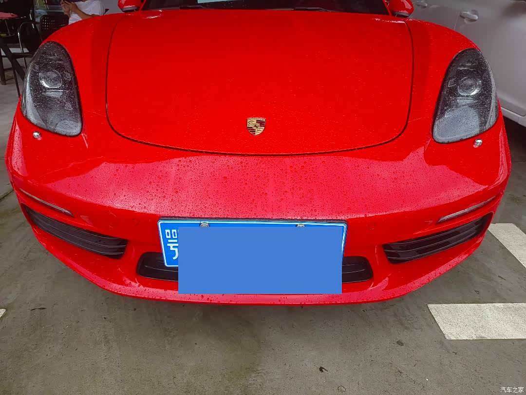 Porsche Boxster, 2018 1