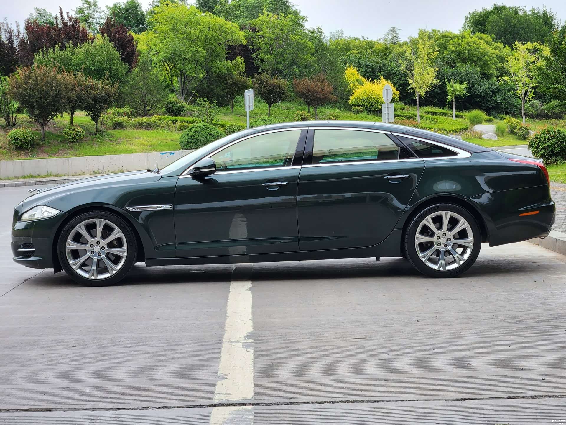 Jaguar XJ, 2012 2