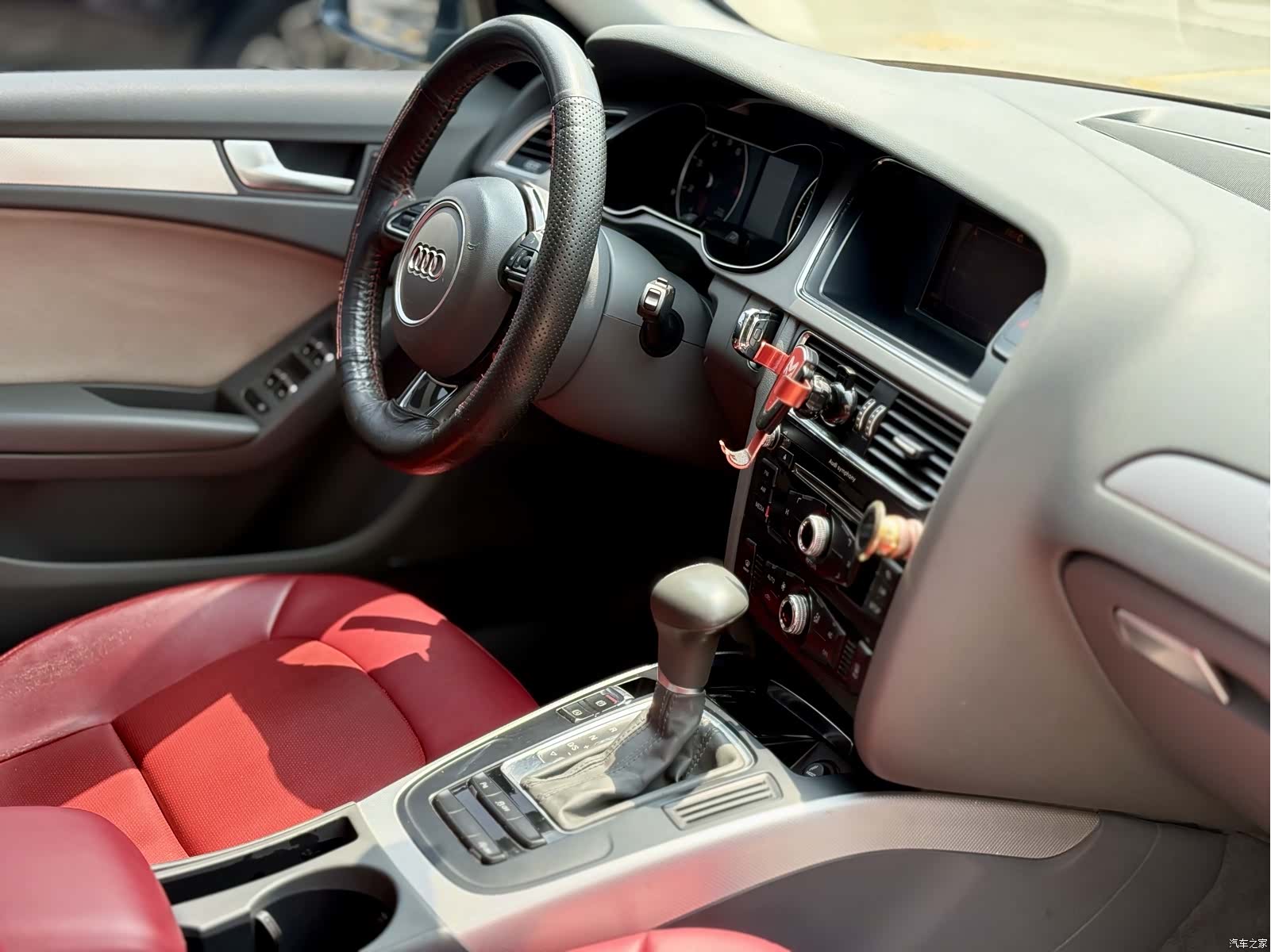 Audi A4L, 2012 10