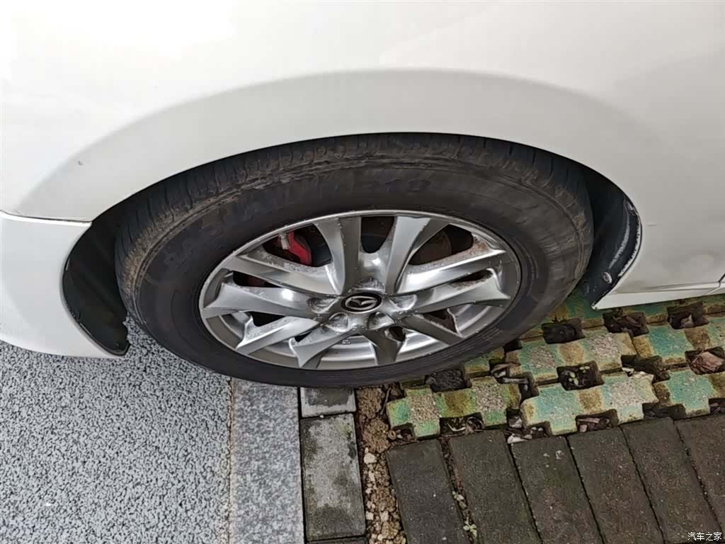 Mazda Mazda3, 2016 23