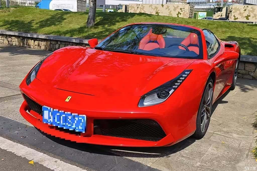 Ferrari 488, 2019 1