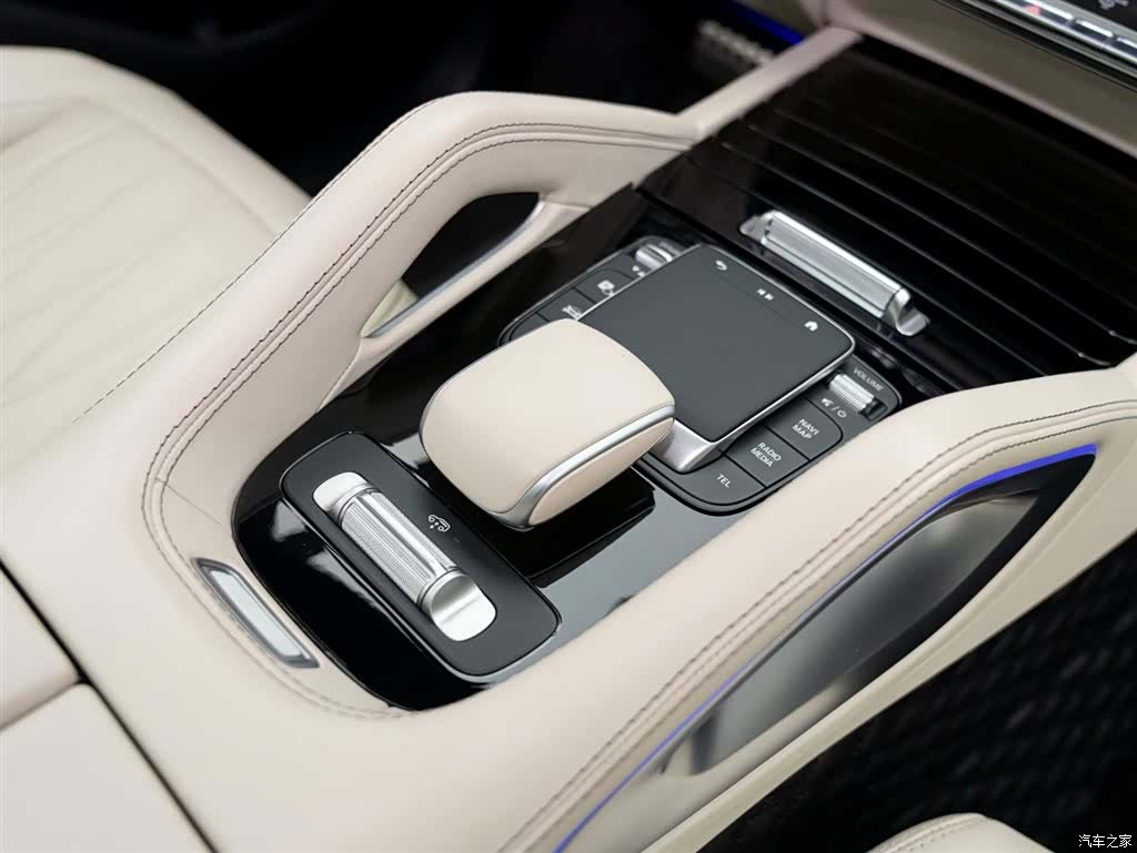Mercedes-Benz GLS, 2025 17