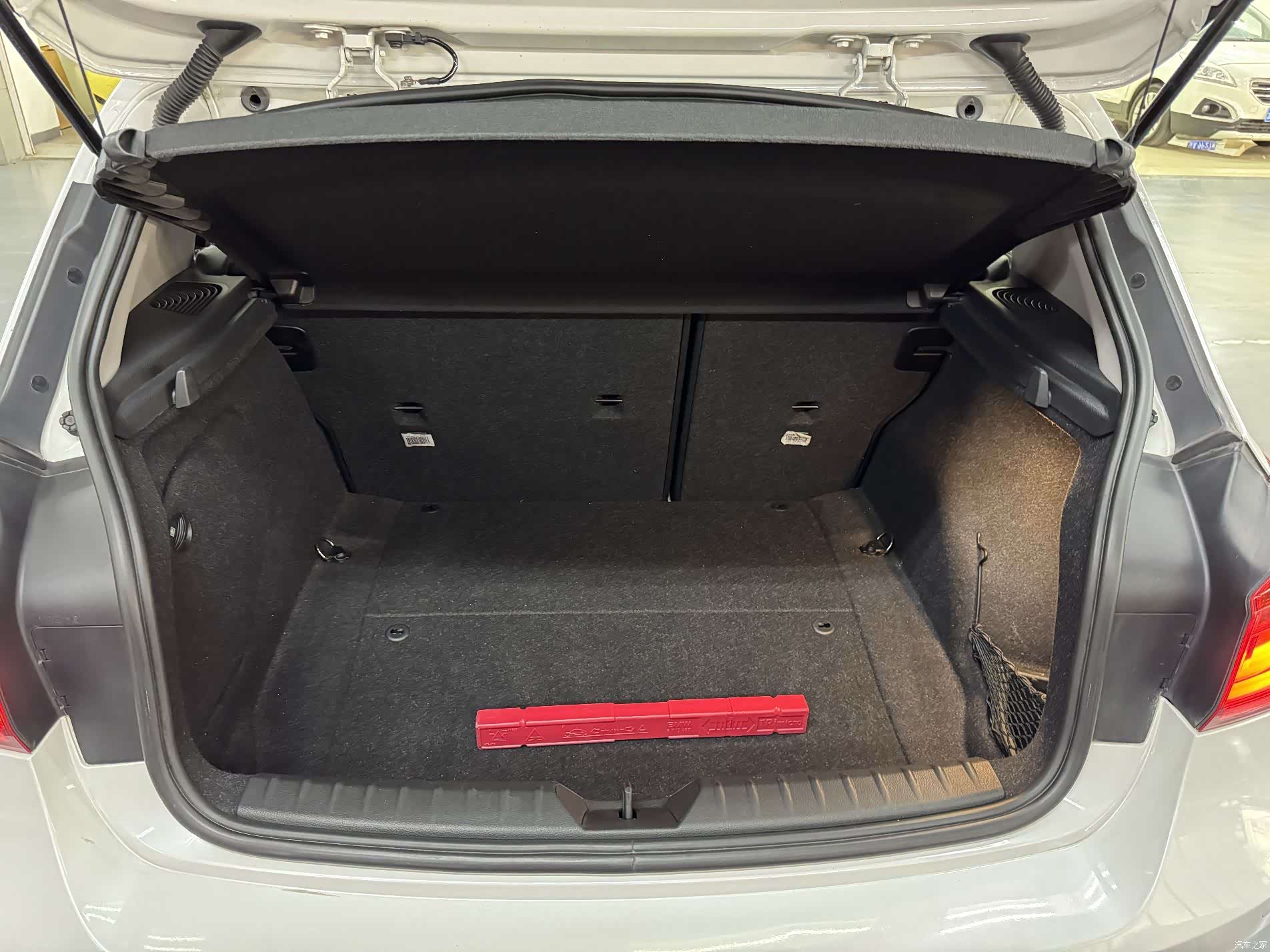 BMW 1 Series, 2016 23