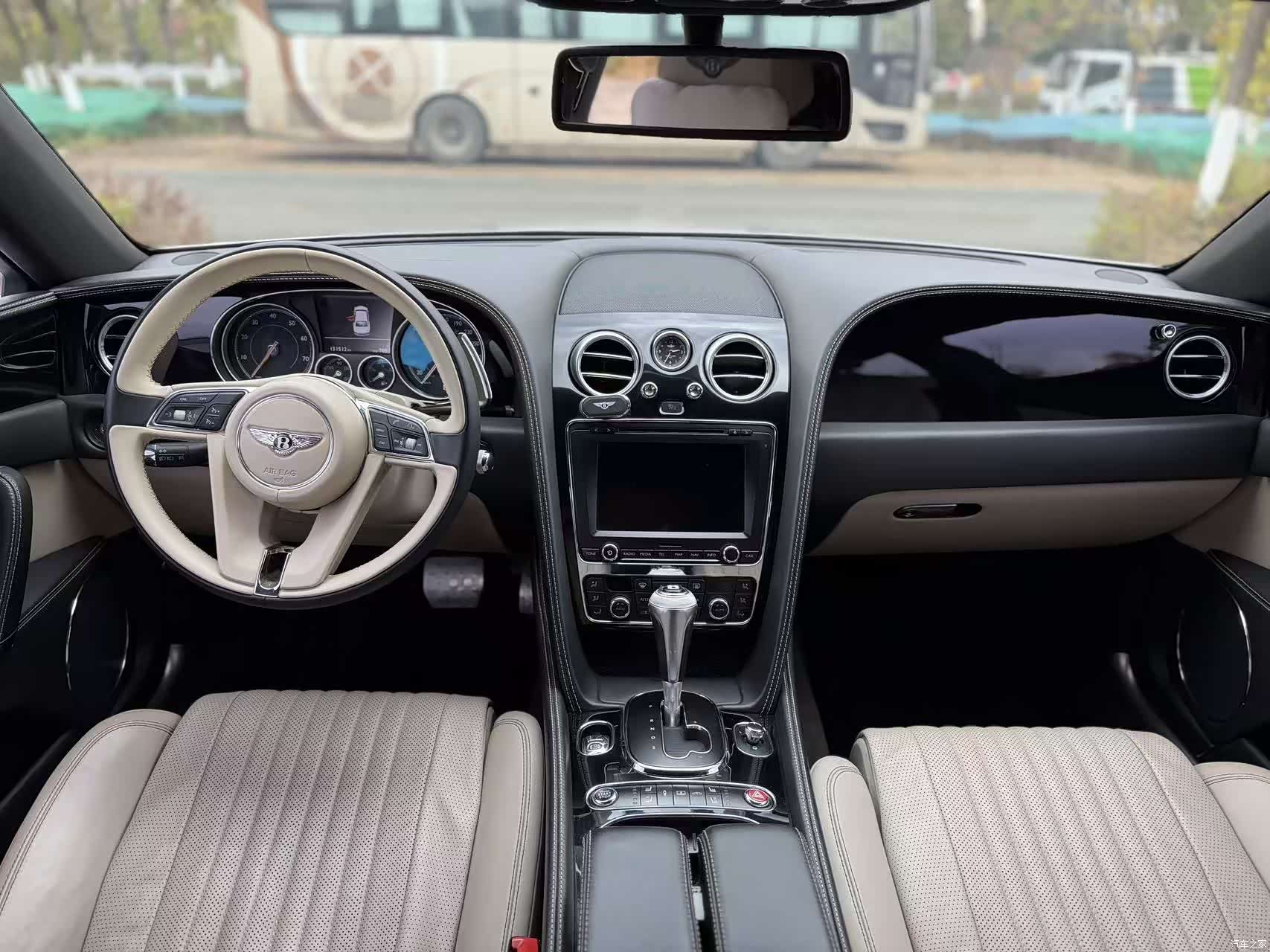 Bentley Flying Spur, 2018 6
