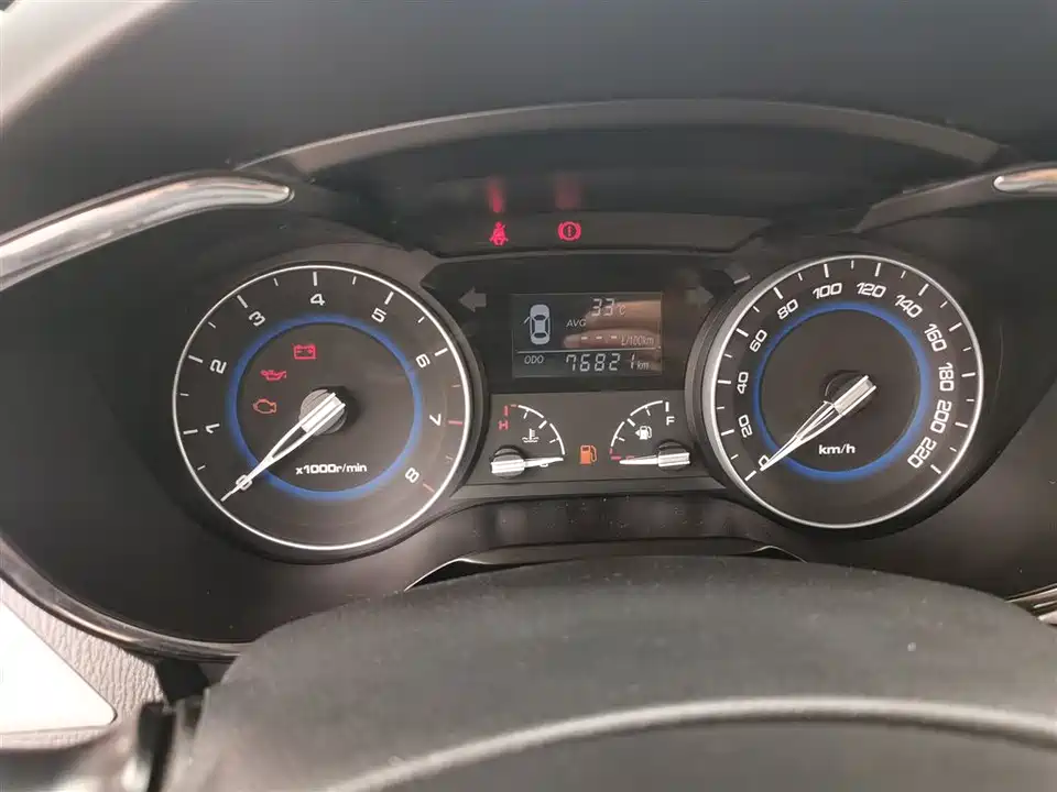 Changan Yuexiang V7