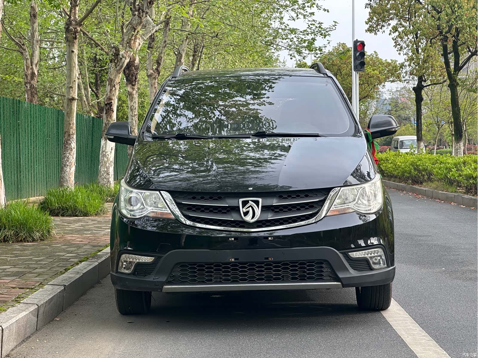 Wuling 730, 2015 2
