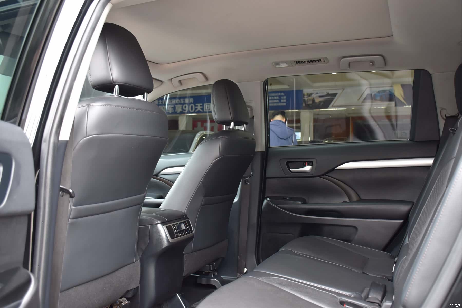 Toyota Highlander, 2021 11