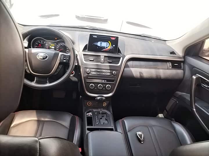Bestune X80 2017 1.8T АКПП Люкс