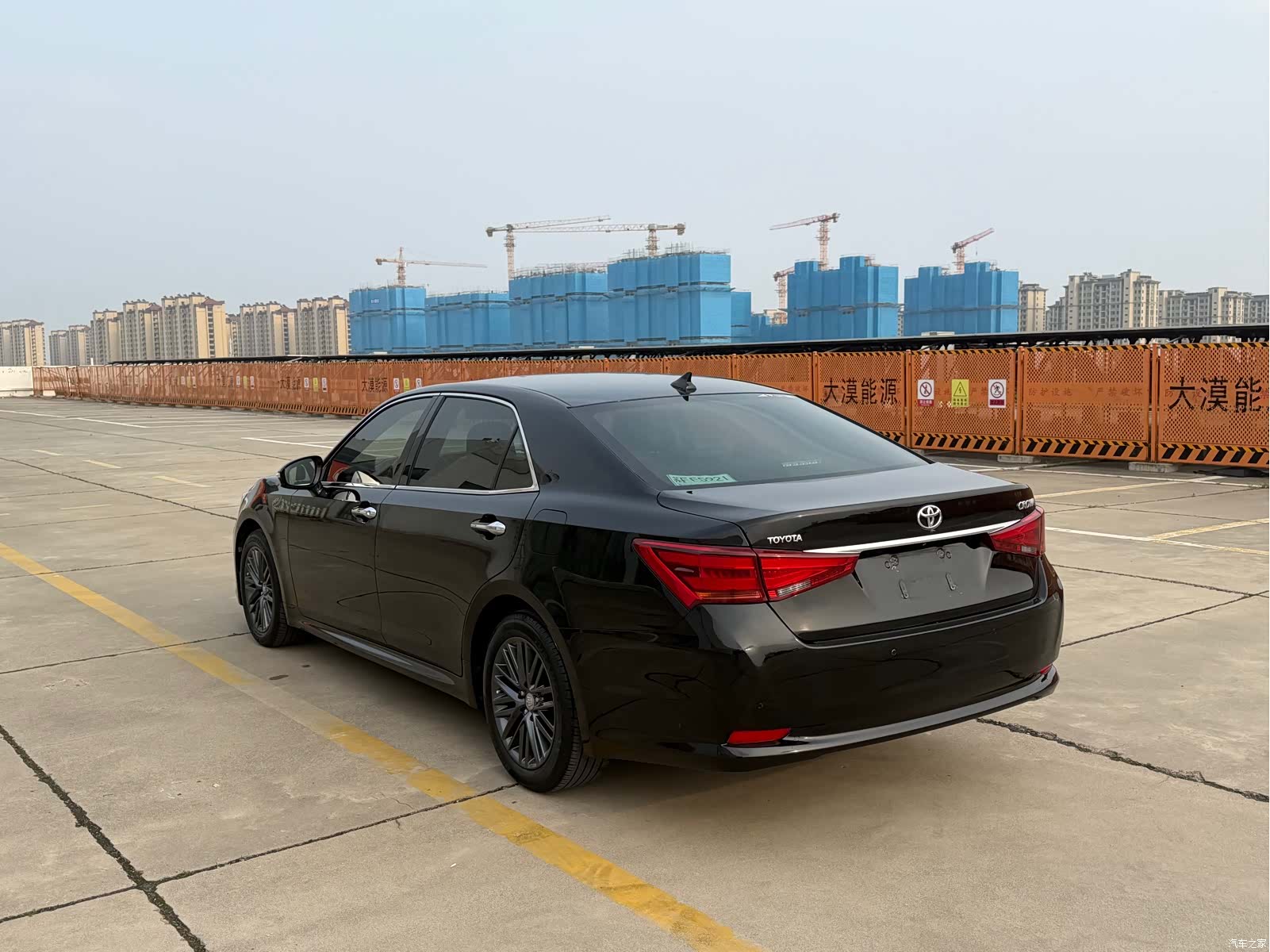 Toyota Crown, 2017 7