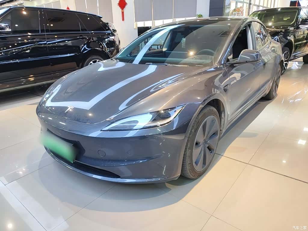 Tesla Model 3, 2024 1
