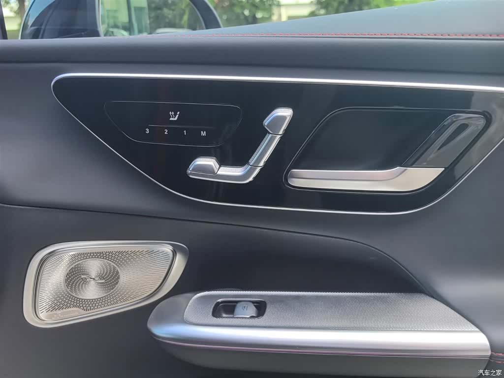 Mercedes-Benz GLC, 2025 18