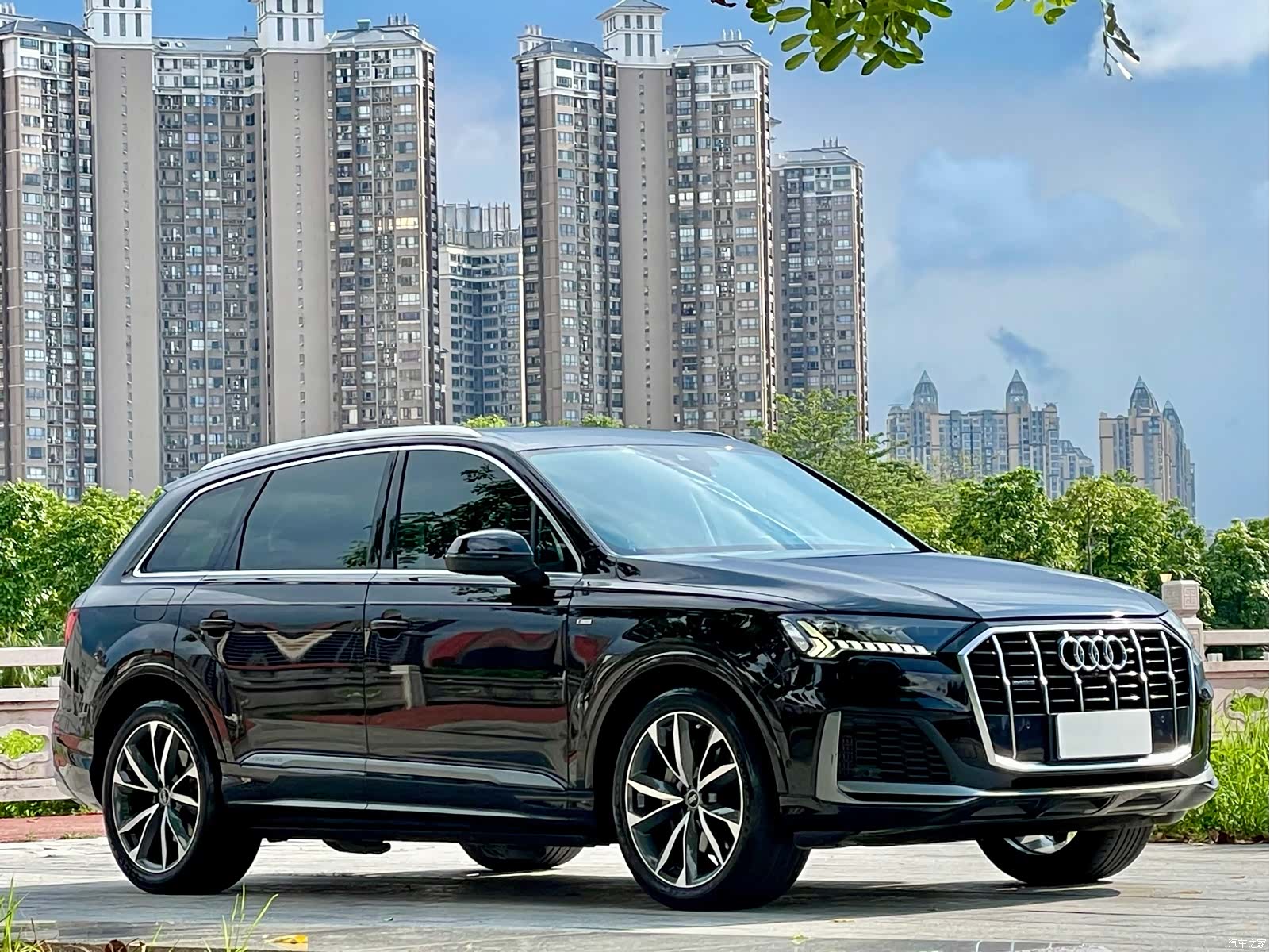 Audi Q7, 2021 3