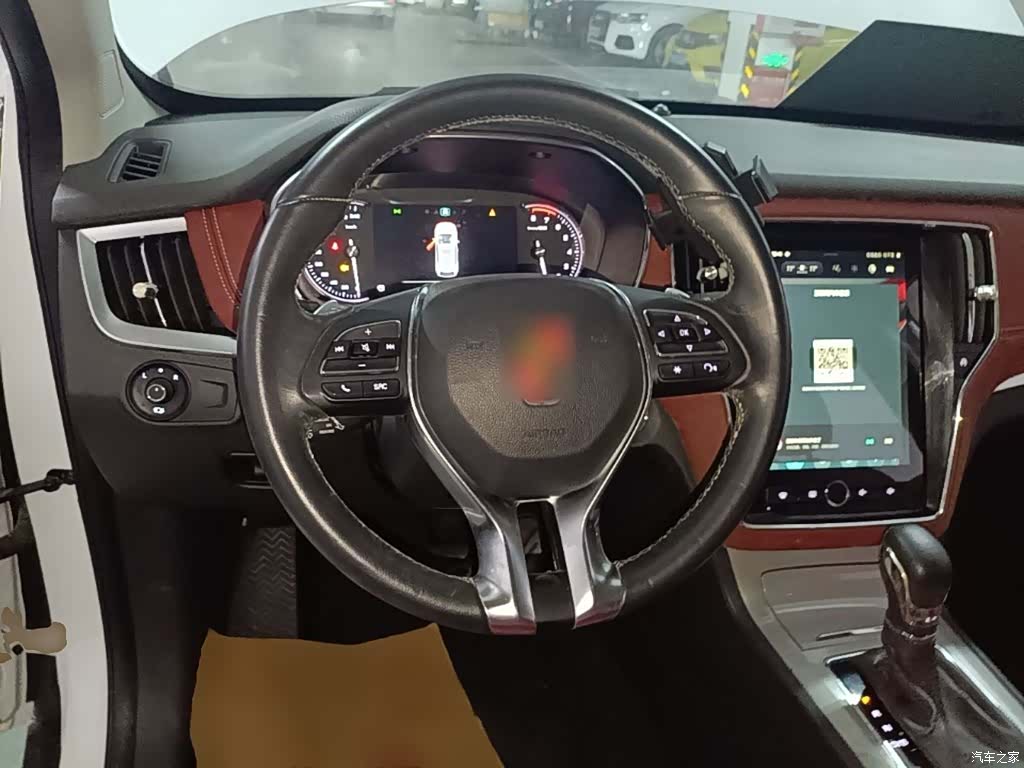 Roewe RX5, 2017 11