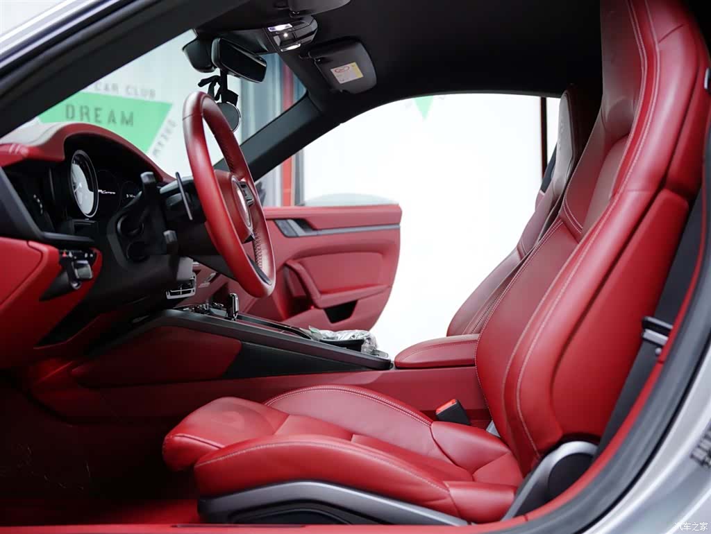 Porsche 911, 2021 24