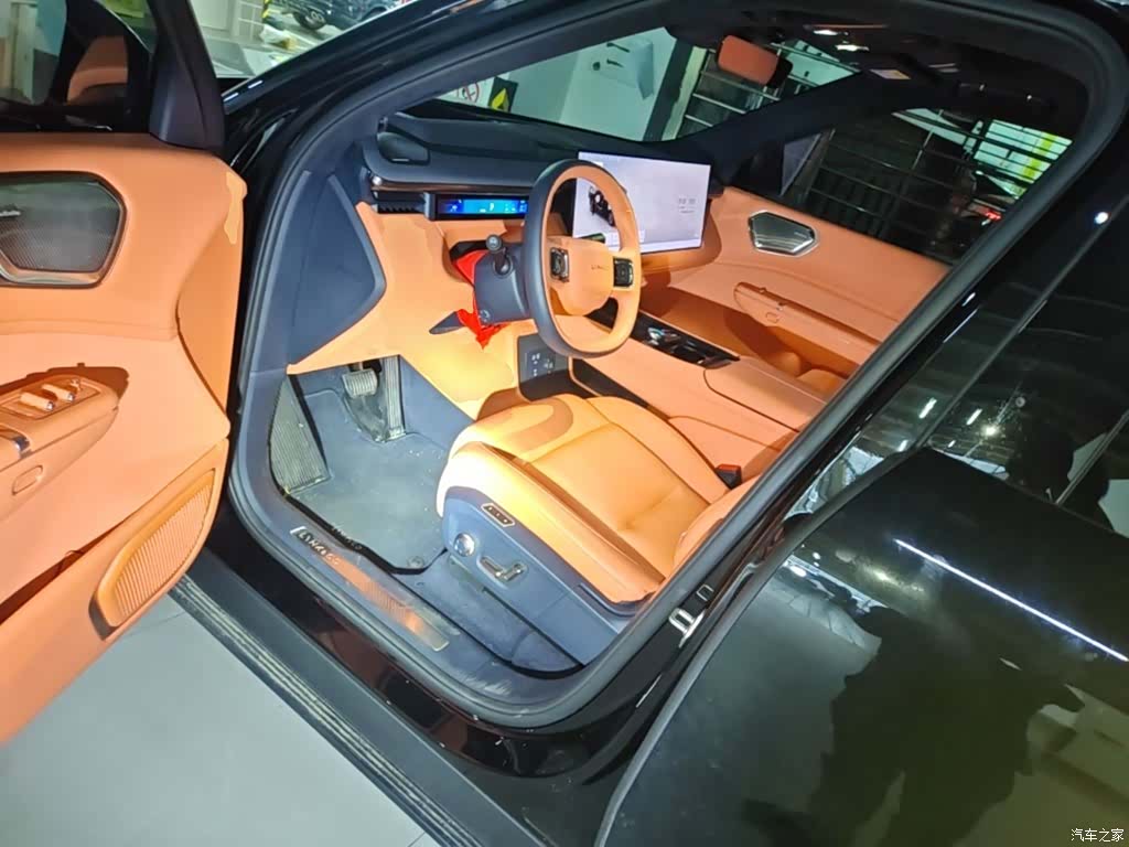 Lynk & Co 02, 2025 23