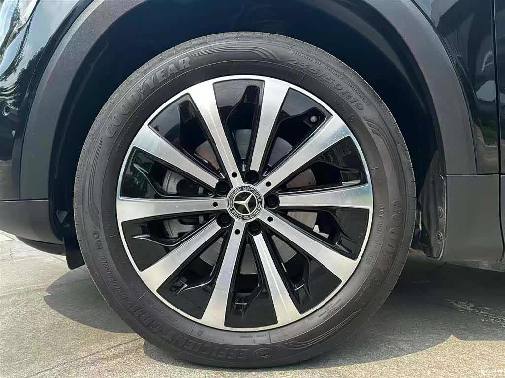 Mercedes-Benz GLB, 2024 12