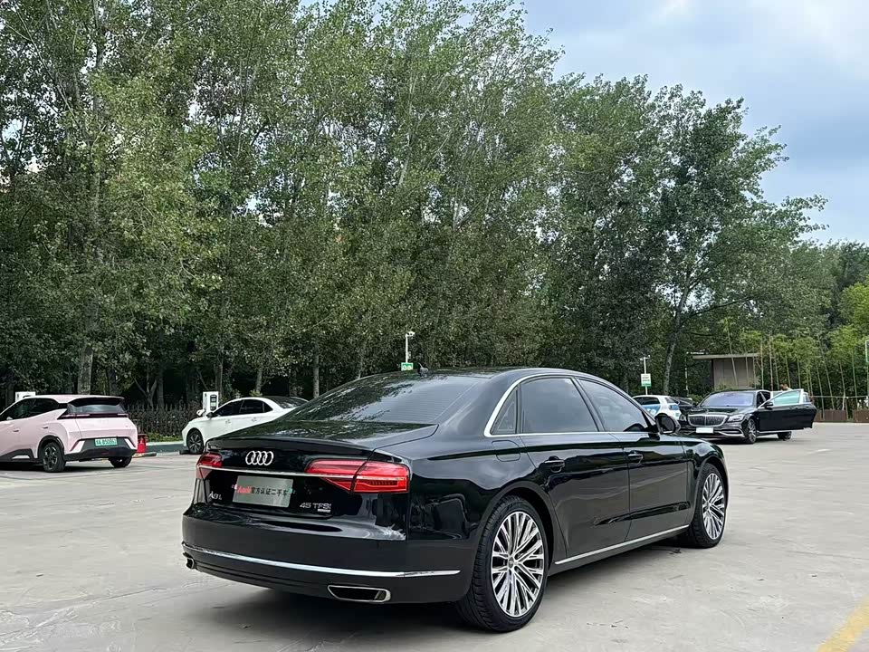 Audi A8