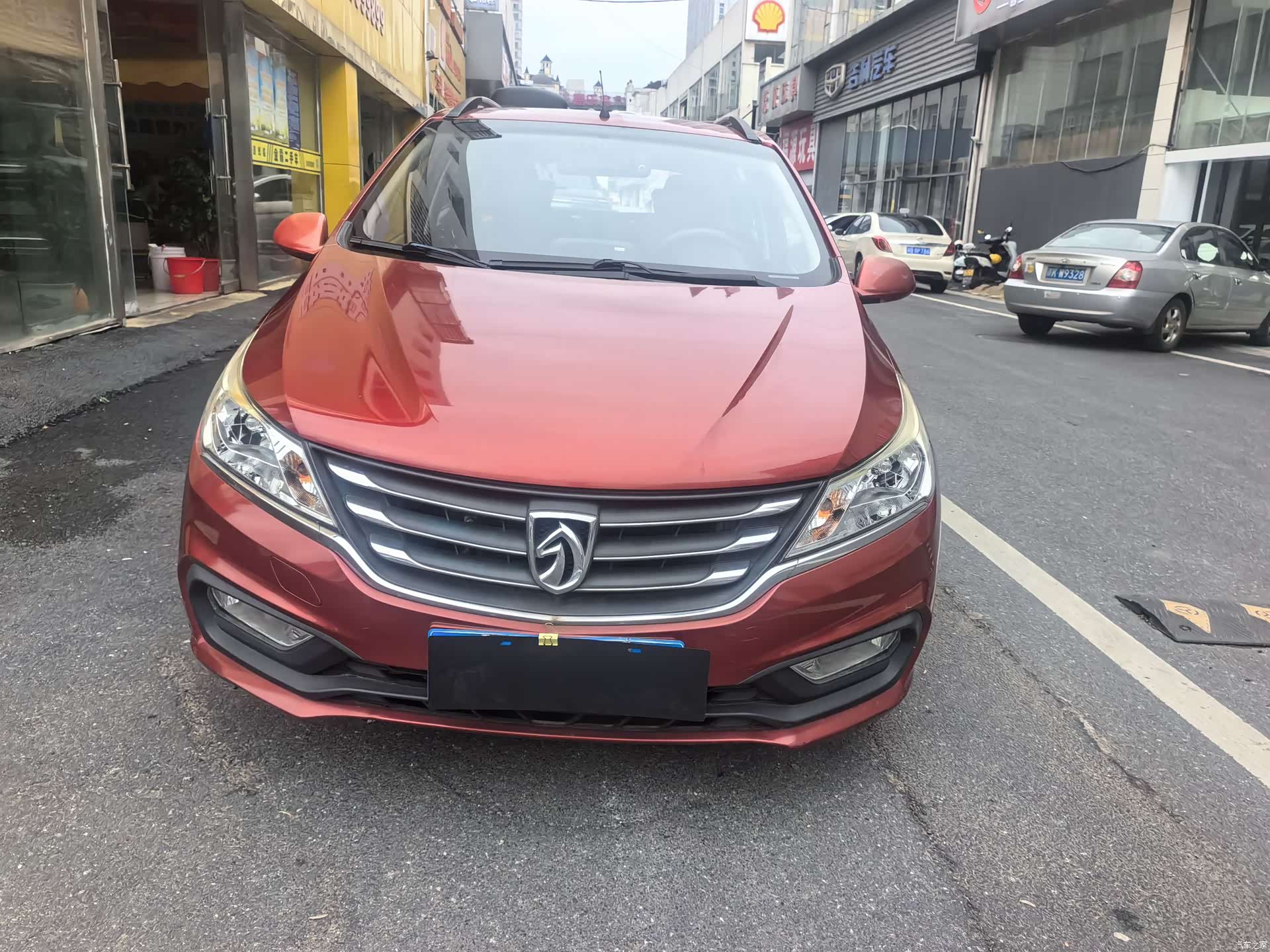 Wuling 310, 2017 2