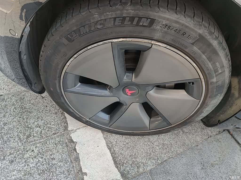 Tesla Model 3, 2023 23