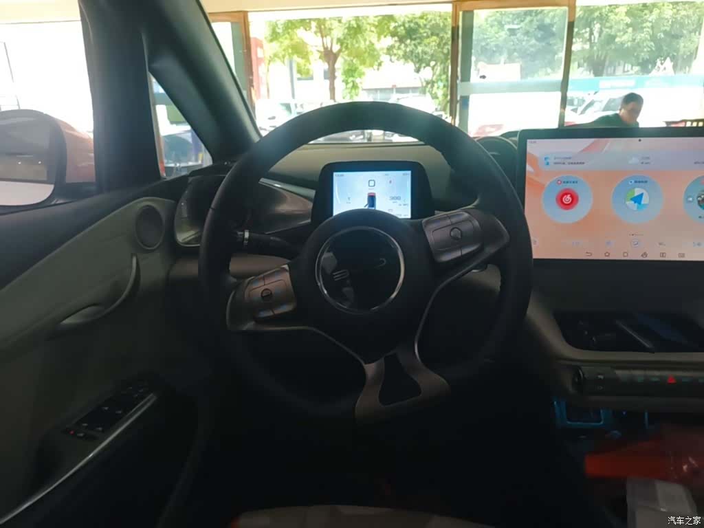 BYD Dolphin, 2022 11